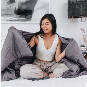 💜 Hush King Iced Cover - Brand new in box never opened - Grey